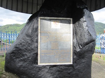 Menikmati Ketenangan di Waduk Sempor